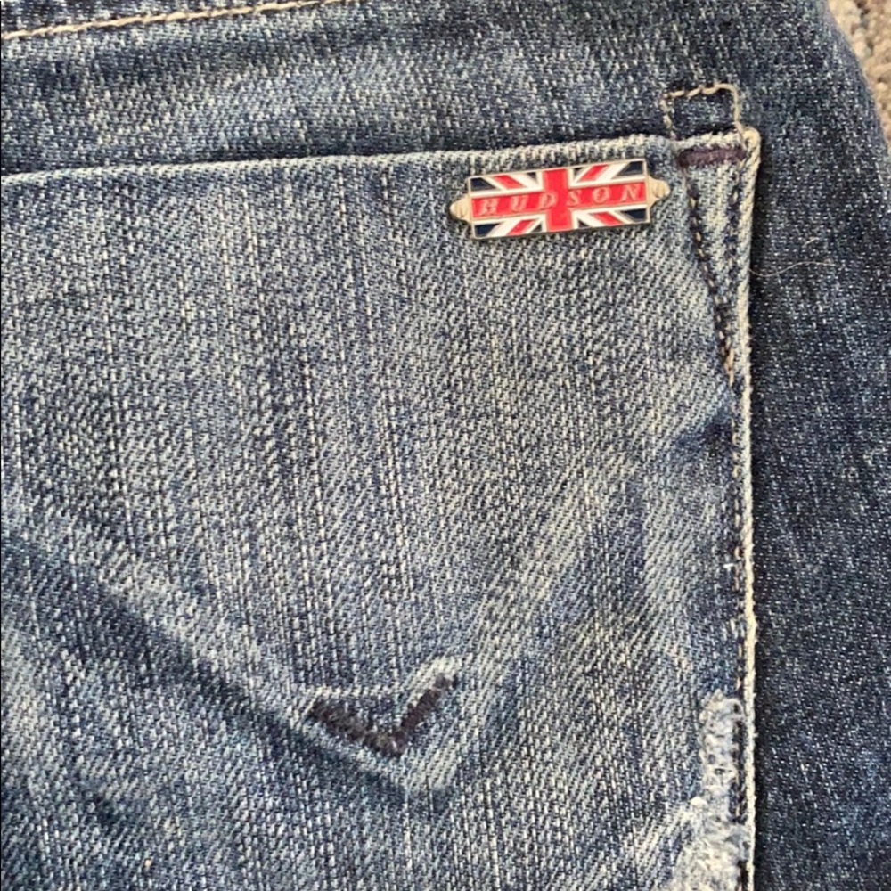 Hudson Jean shorts - Picture 7 of 9